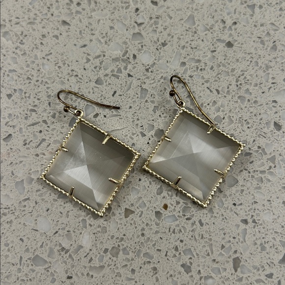 Rare retired Kendra Scott Cleo Drop Earrings in the Slate Cat's Eye stone - Picture 3 of 5